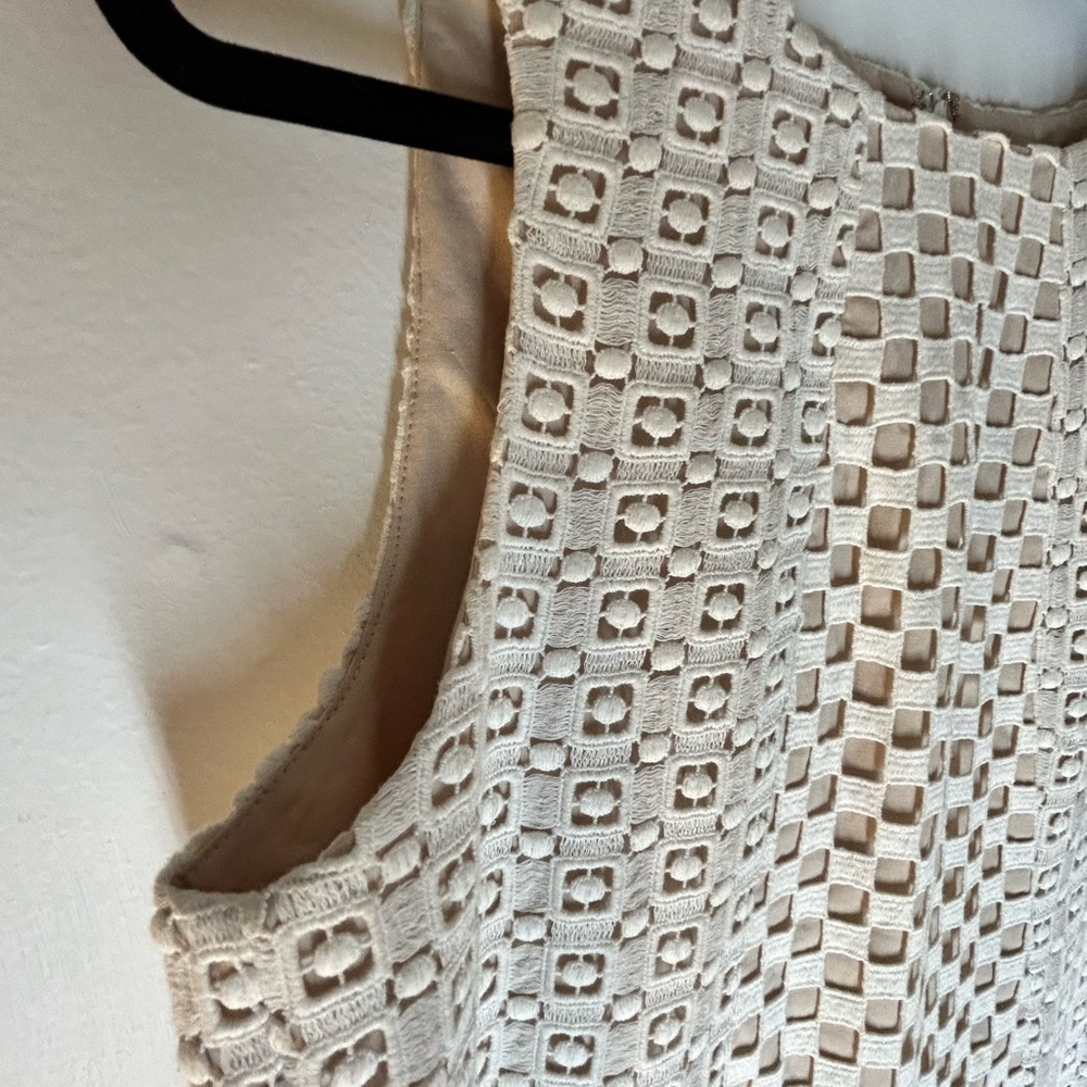 NWT Tibi Sonoran Sleeveless Eyelet Shift Dress, Ivory, Crochet, Size 10 - Picture 8 of 10